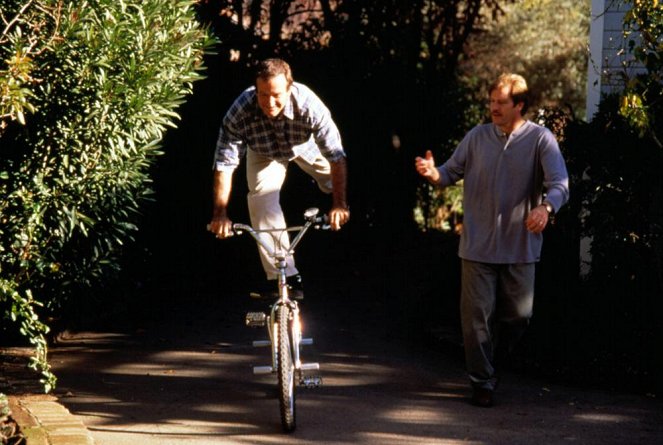 Jack - Kuvat elokuvasta - Robin Williams, Brian Kerwin