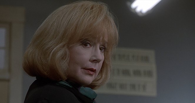 The Faculty - Film - Piper Laurie