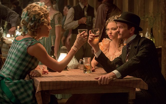 A Million Ways to Die in the West - Photos - Charlize Theron, Amanda Seyfried, Neil Patrick Harris