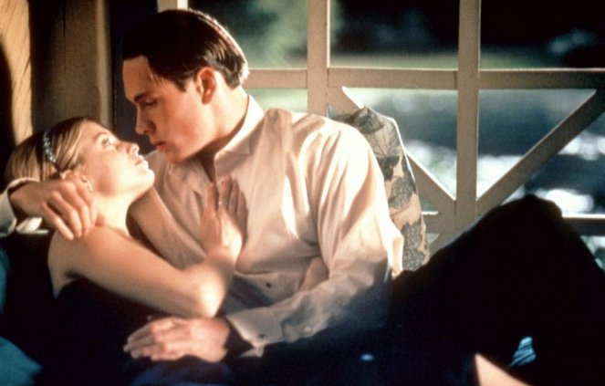 American Pie - Photos - Mena Suvari, Chris Klein