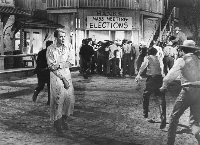 The Man Who Shot Liberty Valance - Van film - James Stewart