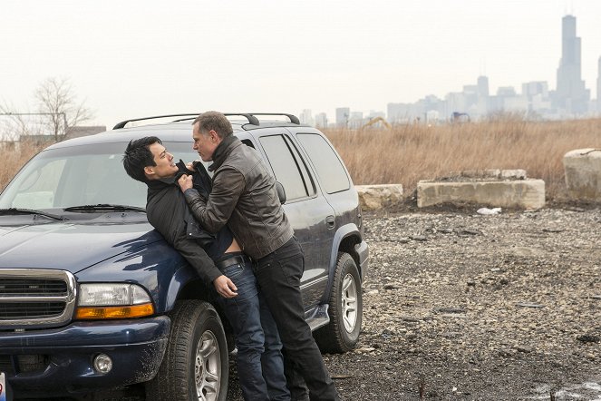 Chicago P.D. - Piękna przyjaźń - Z filmu - Archie Kao, Jason Beghe