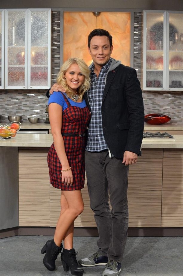 Young & Hungry - Promóció fotók - Emily Osment, Jonathan Sadowski