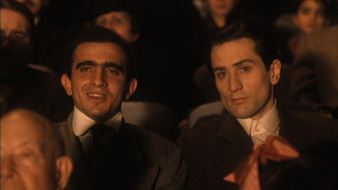 The Godfather: Part II - Van film - Frank Sivero, Robert De Niro