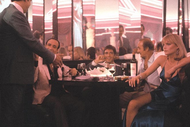 Zjizvená tvář - Z filmu - F. Murray Abraham, Al Pacino, Robert Loggia, Michelle Pfeiffer