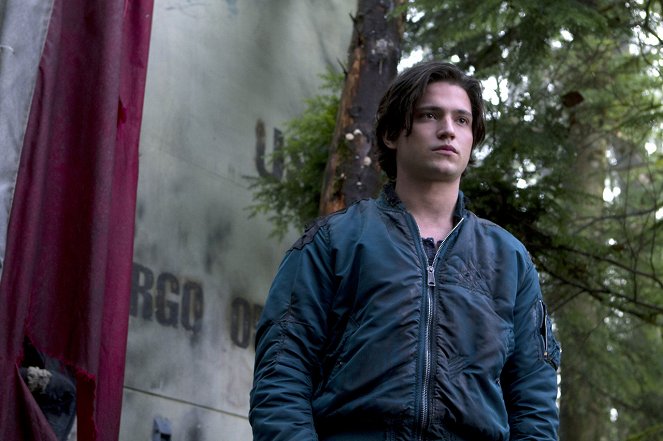 The 100 - Unity Day - Photos - Thomas McDonell