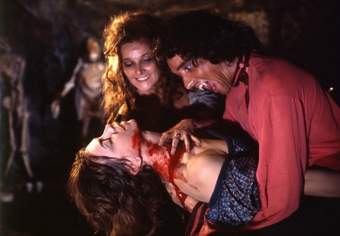 El circo de los vampiros - De la película - Adrienne Corri, Anthony Higgins