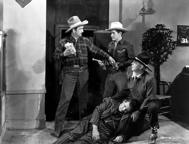Outlaw Trail - Film - Charles King, Hoot Gibson, Bob Steele