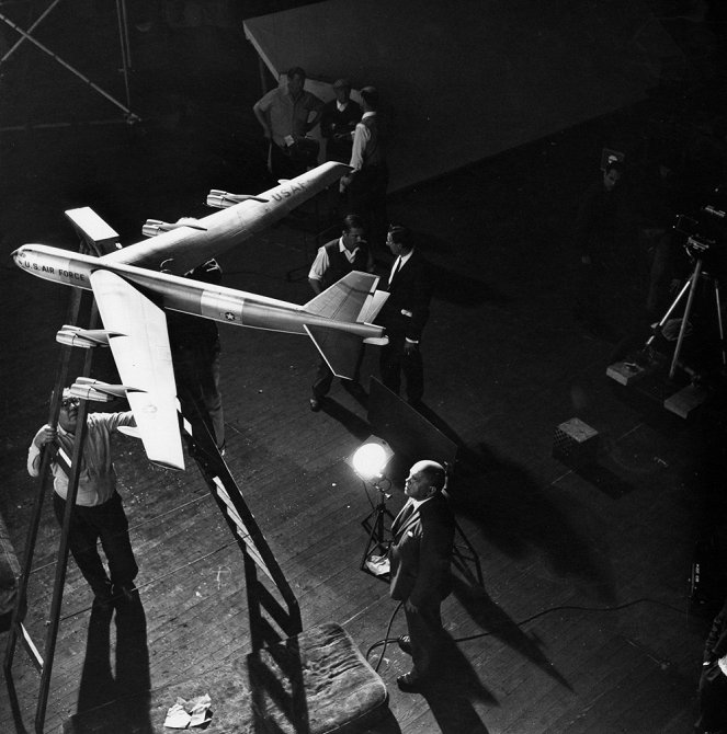 Dr. Strangelove or: How I Learned to Stop Worrying and Love the Bomb - Making of