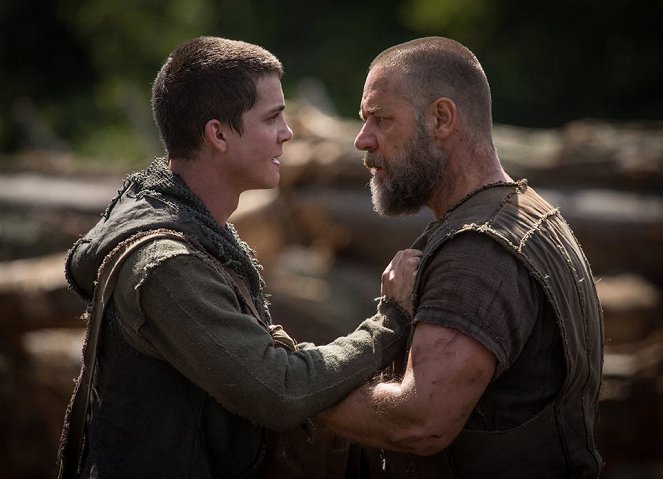 Noah - Photos - Logan Lerman, Russell Crowe