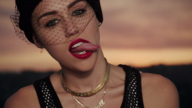 Miley Cyrus: We Can't Stop - Van film - Miley Cyrus