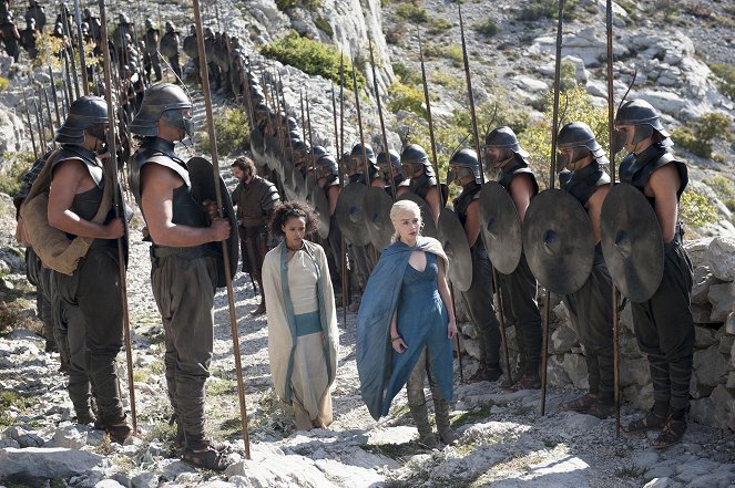 Game of Thrones - Season 4 - Two Swords - Kuvat elokuvasta - Nathalie Emmanuel, Emilia Clarke