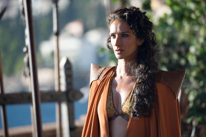 Game of Thrones - The Mountain and the Viper - Van film - Indira Varma