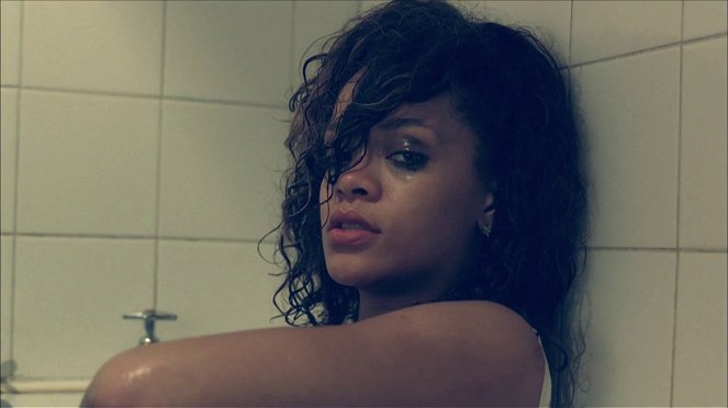 Rihanna feat. Calvin Harris - We Found Love - Filmfotos - Rihanna