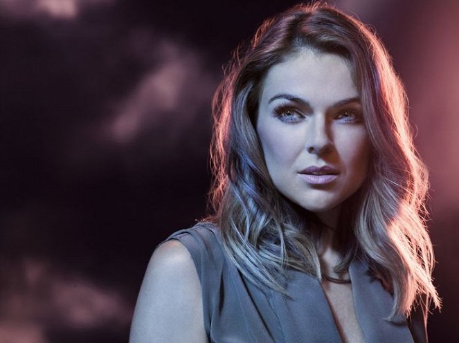 Graceland - Promo - Serinda Swan