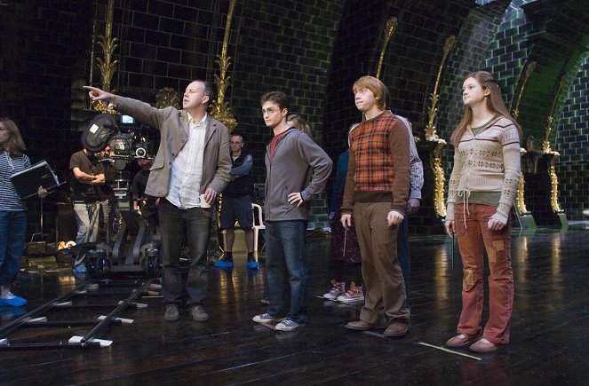 Harry Potter és a Főnix rendje - Forgatási fotók - David Yates, Daniel Radcliffe, Rupert Grint, Bonnie Wright