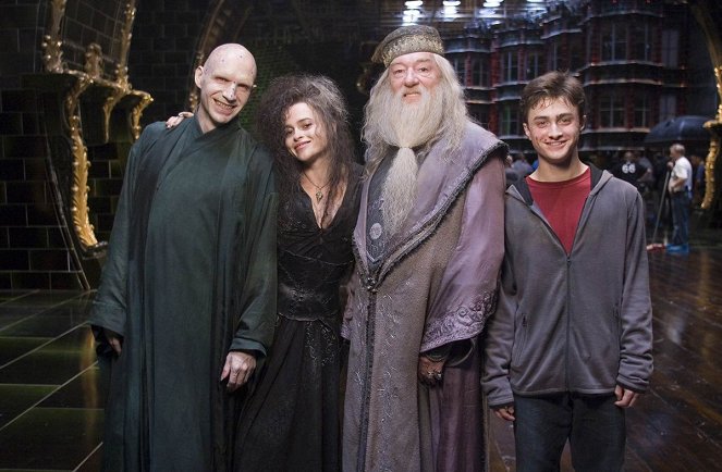 Harry Potter e a Ordem da Fénix - De filmagens - Ralph Fiennes, Helena Bonham Carter, Michael Gambon, Daniel Radcliffe