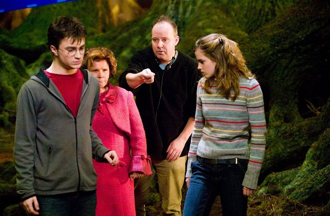 Harry Potter und der Orden des Phönix - Dreharbeiten - Daniel Radcliffe, Imelda Staunton, David Yates, Emma Watson