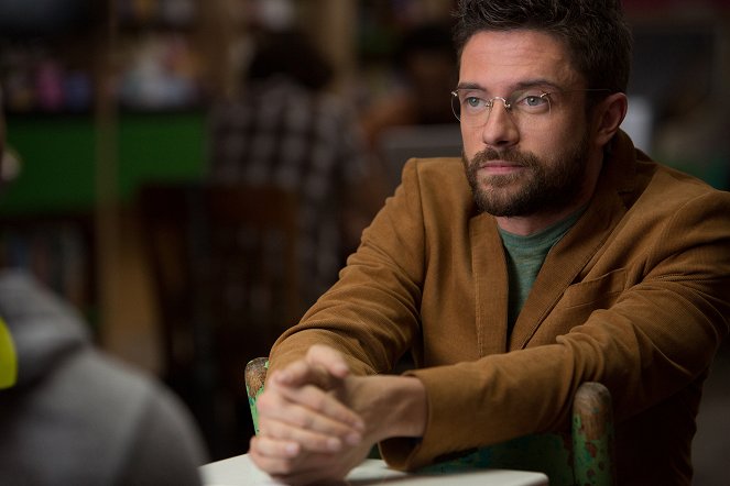 Playing It Cool - Photos - Topher Grace