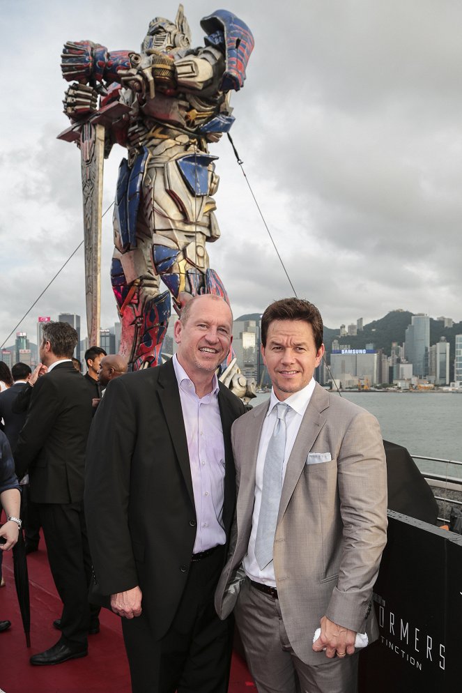 Transformers : L'âge de l'extinction - Événements - Mark Wahlberg