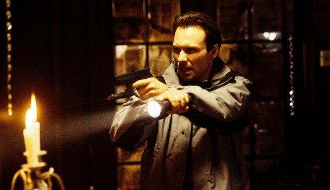 Egy gyilkos agya - Filmfotók - Christian Slater