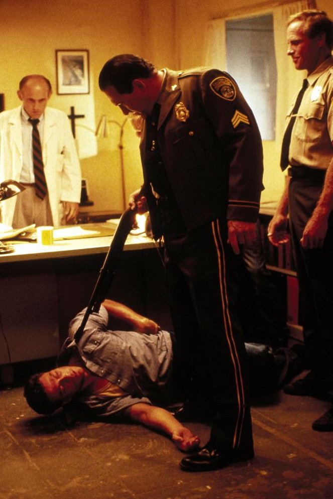 Smrtící zatykač - Z filmu - Jean-Claude Van Damme, Art LaFleur