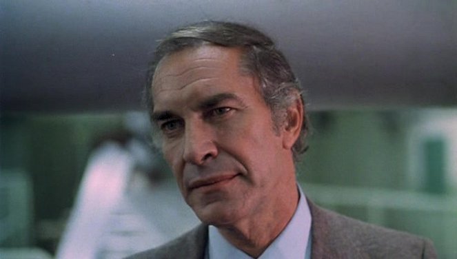 The Being - Van film - Martin Landau