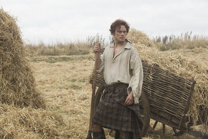 Outlander - Die Highland-Saga - Burg Leoch - Filmfotos - Sam Heughan