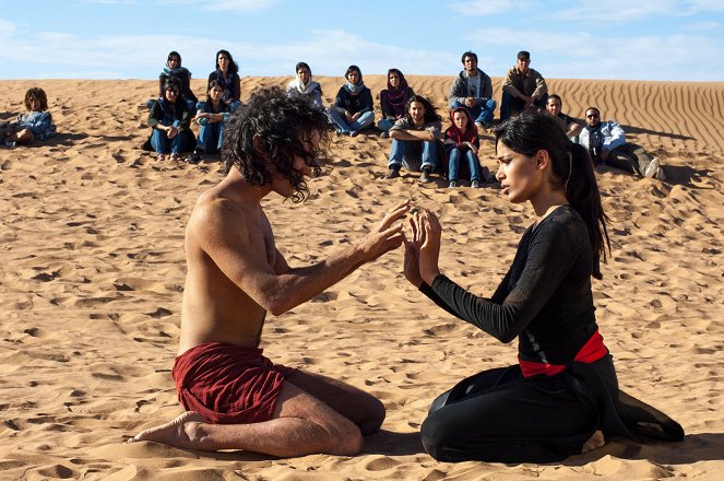 El bailarín del desierto - De la película - Reece Ritchie, Freida Pinto