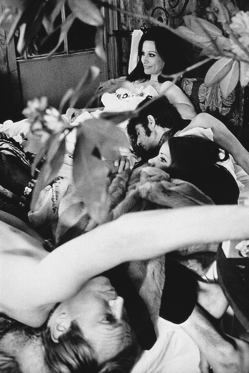Ein großer graublauer Vogel - Filmfotos - Umberto Orsini, Klaus Lemke