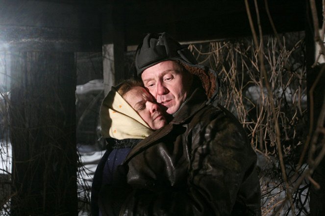 Keine Vergebung - Der Schrecken des Krieges - Filmfotos - Tatyana Yakovenko, Andrey Panin