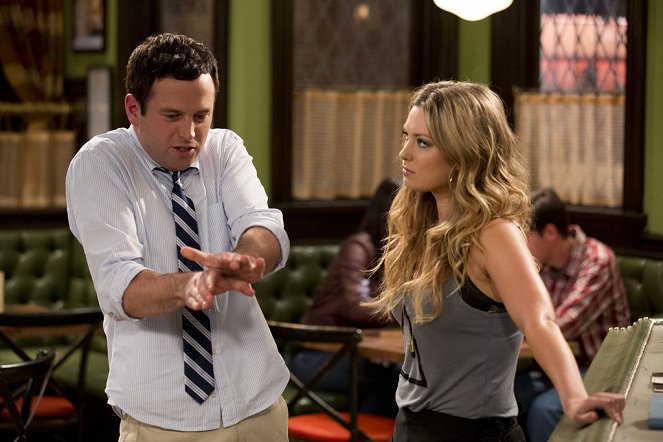 Undateable - Season 1 - Pilot - Photos - Brent Morin, Briga Heelan