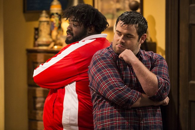 Undateable - The Switch - Photos - Ron Funches, David Fynn