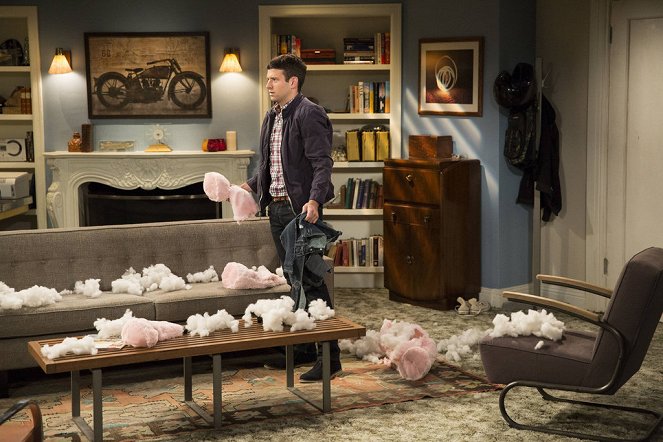 Undateable - The Switch - Photos - Brent Morin
