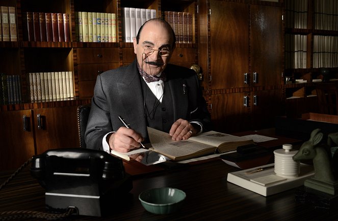Poirot - Słonie mają dobrą pamięć - Z filmu - David Suchet