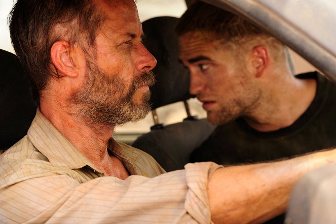 The Rover - Van film - Guy Pearce, Robert Pattinson