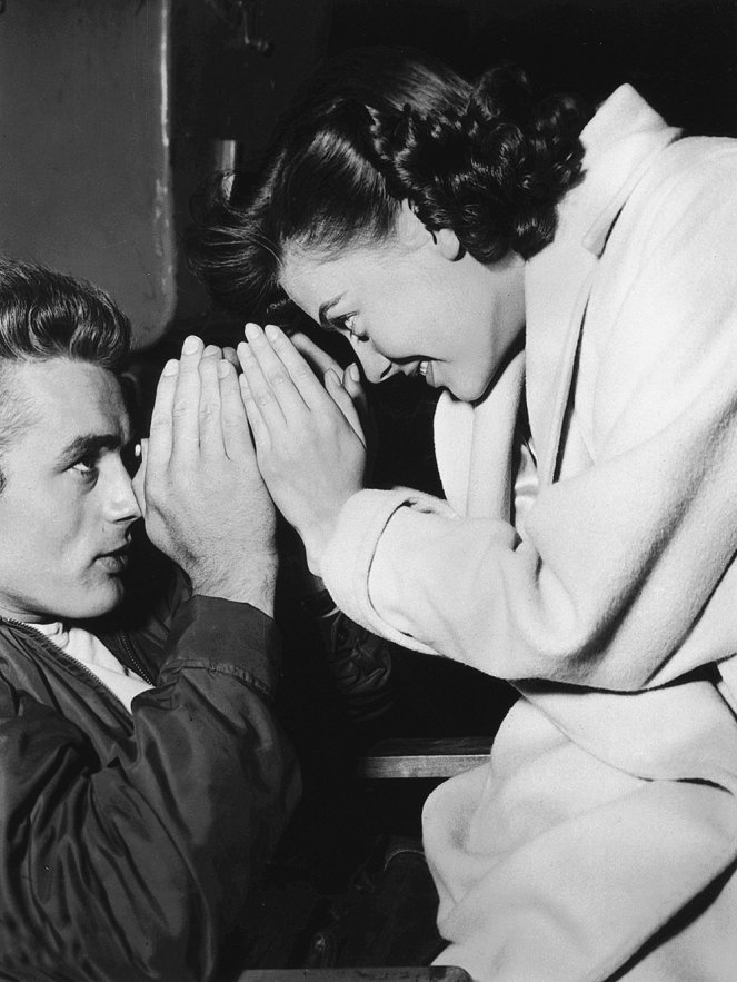 Rebel Without a Cause - Making of - James Dean, Natalie Wood