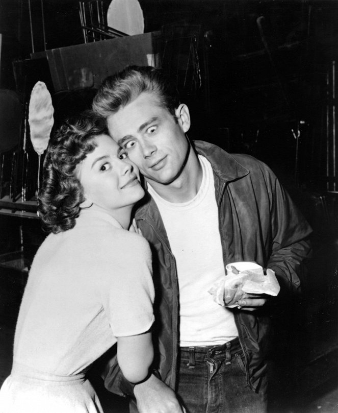 Rebel Without a Cause - Making of - Natalie Wood, James Dean