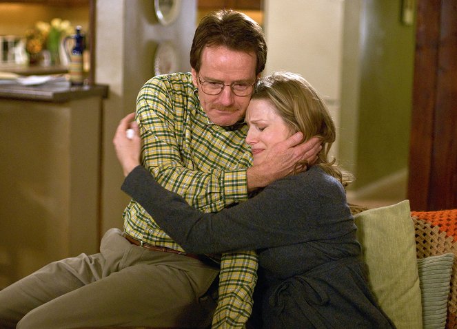 Breaking Bad - Season 1 - Cancer Man - Photos - Bryan Cranston, Anna Gunn