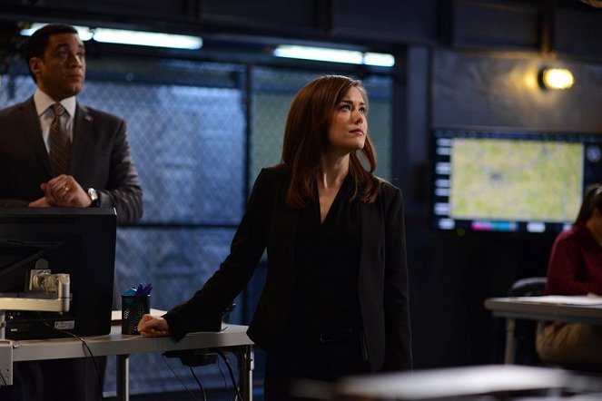 The Blacklist - The Kingmaker (No. 42) - Photos - Harry Lennix, Megan Boone