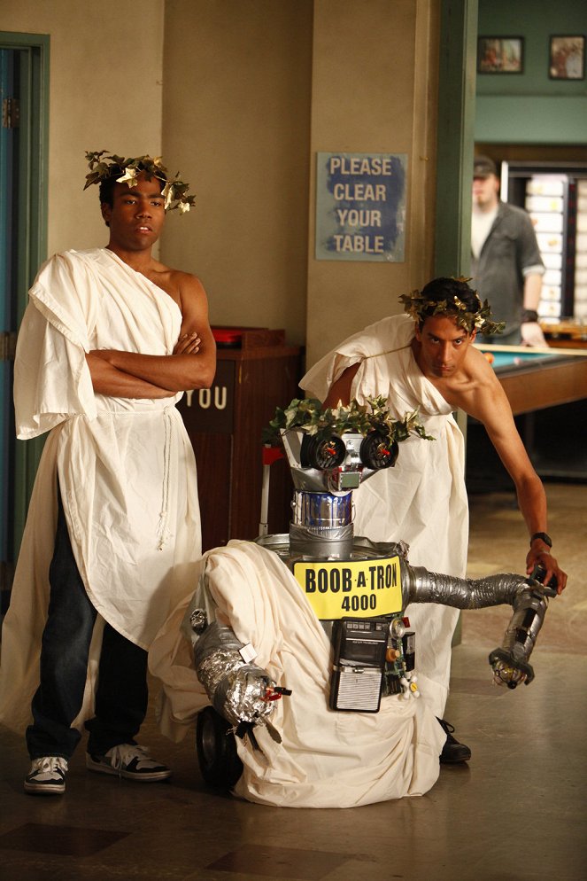 Community - Applied Anthropology and Culinary Arts - Do filme - Donald Glover, Danny Pudi