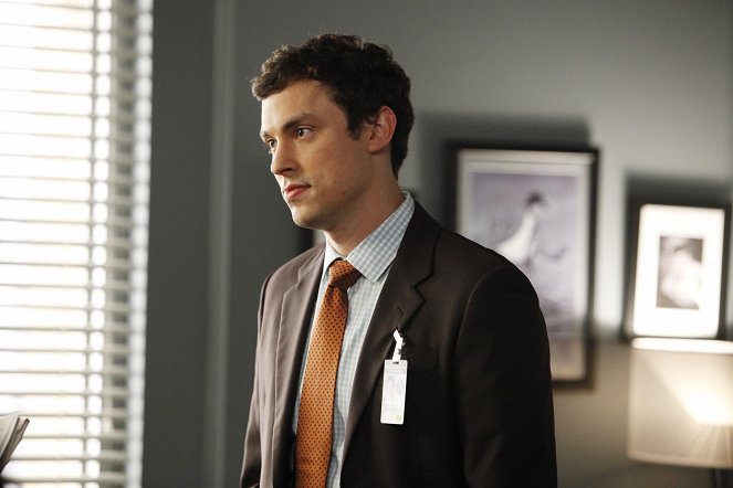 Bones - The Memories in the Shallow Grave - Photos - John Francis Daley