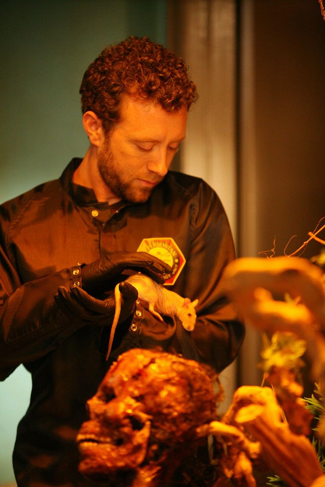 Ossos - The Hot Dog in the Competition - Do filme - T.J. Thyne