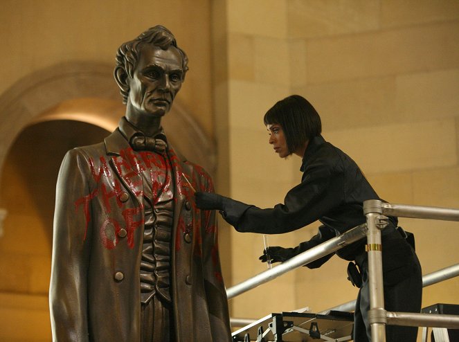 Bones - Die Knochenjägerin - Abraham Lincoln und der Knochen-Code - Filmfotos - Tamara Taylor