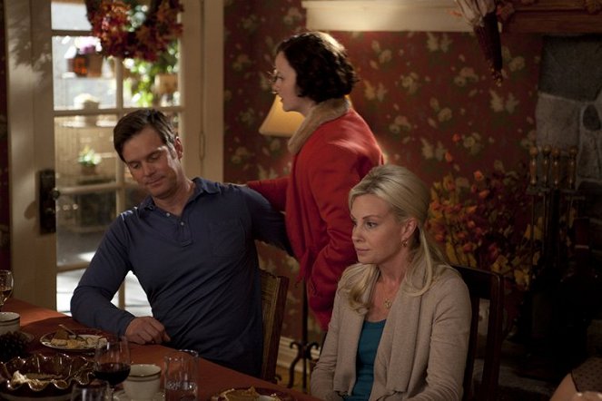Parenthood - Season 2 - Happy Thanksgiving - De la película - Peter Krause, Sarah Ramos, Monica Potter
