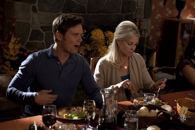 Parenthood - Happy Thanksgiving - De la película - Peter Krause, Monica Potter