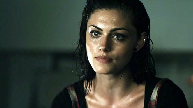 Žraločí invaze - Z filmu - Phoebe Tonkin