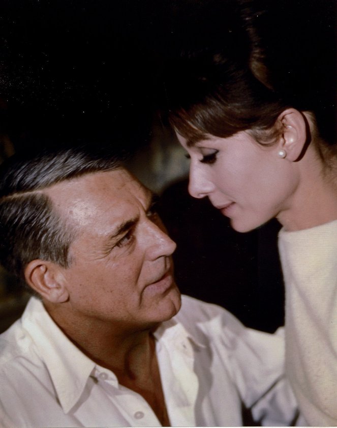 Szarada - Z filmu - Cary Grant, Audrey Hepburn