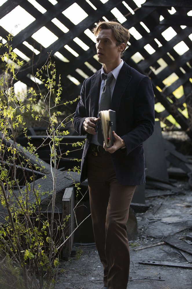 True Detective - Season 1 - Seeing Things - Photos - Matthew McConaughey