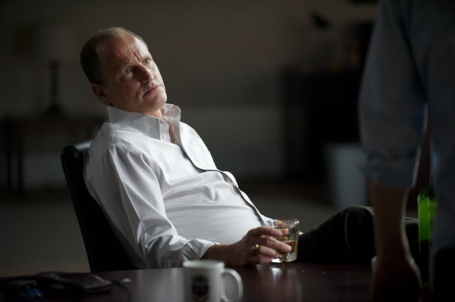True Detective - Form and Void - Photos - Woody Harrelson
